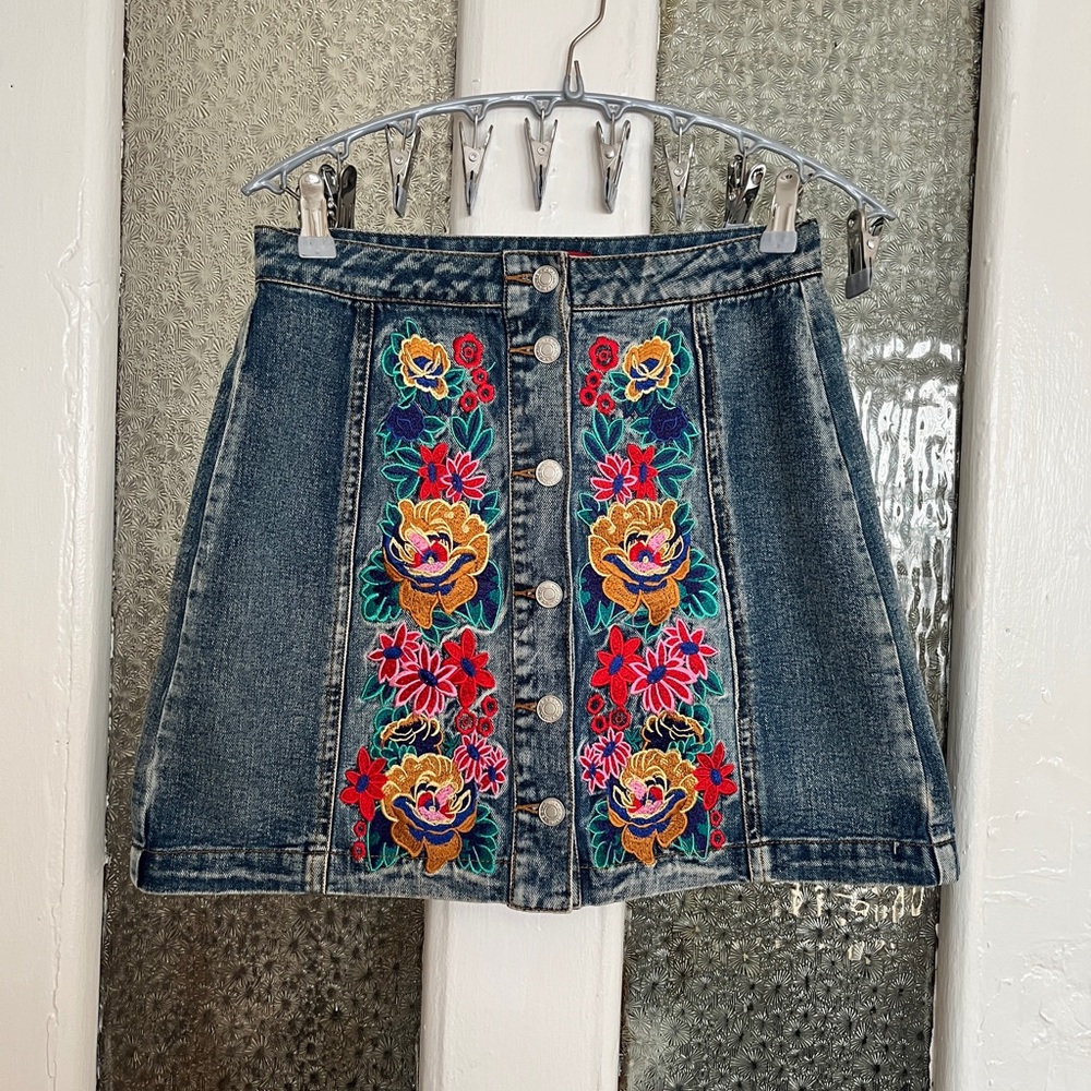 Akira Embroidered Miniskirt